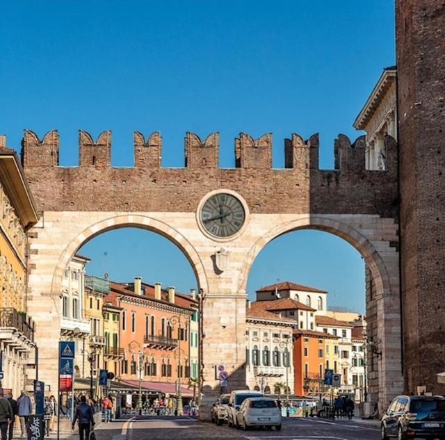 Residenza San Sebastiano Verona Bagian luar foto